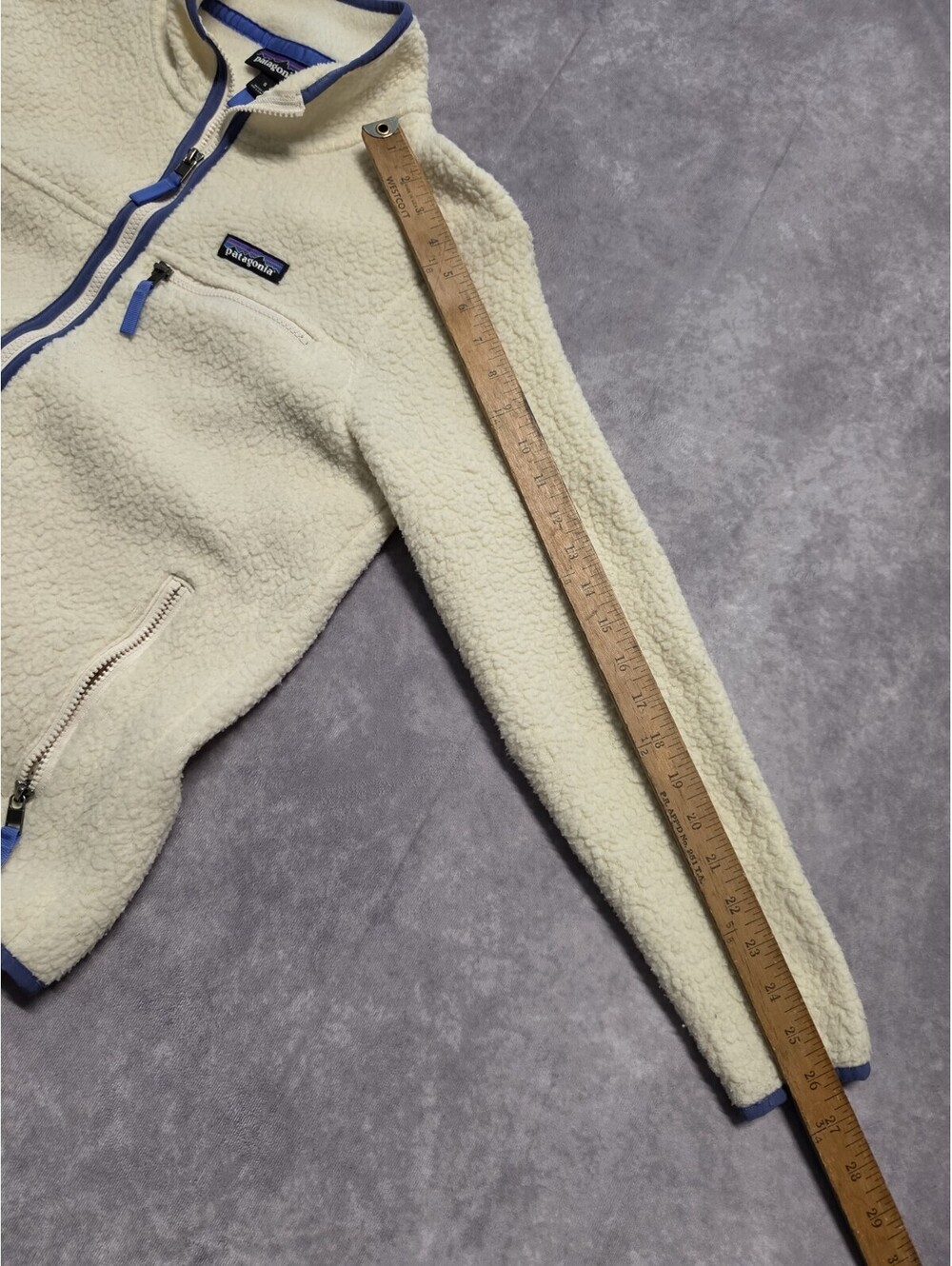 Patagonia Retro Pile Fleece Jacket Women's Small Ivory Cream Blue Full Zip. - Picture 6 of 8